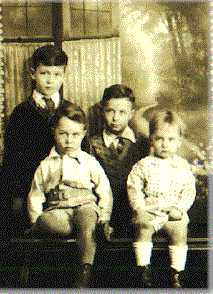 1930.jpg (13949 bytes)