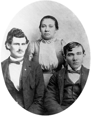 Lennie,Hugh,Joseph1900.jpg (72460 bytes)