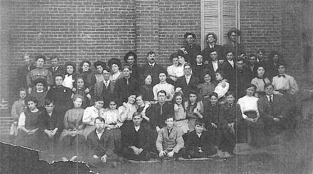 wpeB6.jpg (49840 bytes)