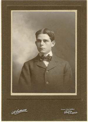 WILLARDDENTON.jpg (13816 bytes)