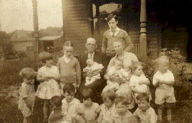 grandkids.gif (73734 bytes)